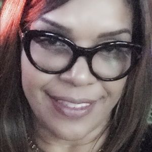 Meet your Posher, Lidia